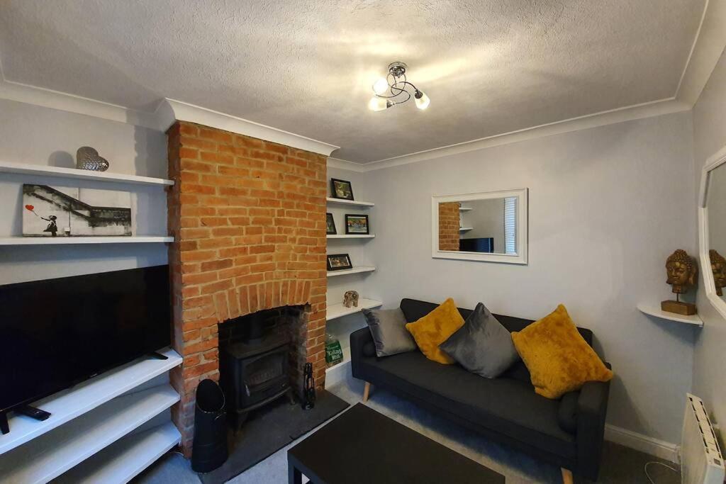 Cosy, Quirky, Comfy 'N' Chic House- Διαμέρισμα Σουίντον Εξωτερικό φωτογραφία